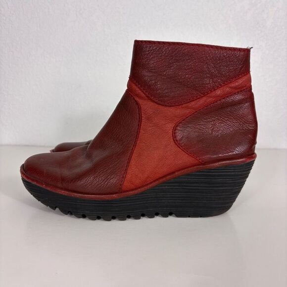 Fly London Red Leather Mid Calf Wedge Booties Size 8-8.5 - Picture 1 of 10